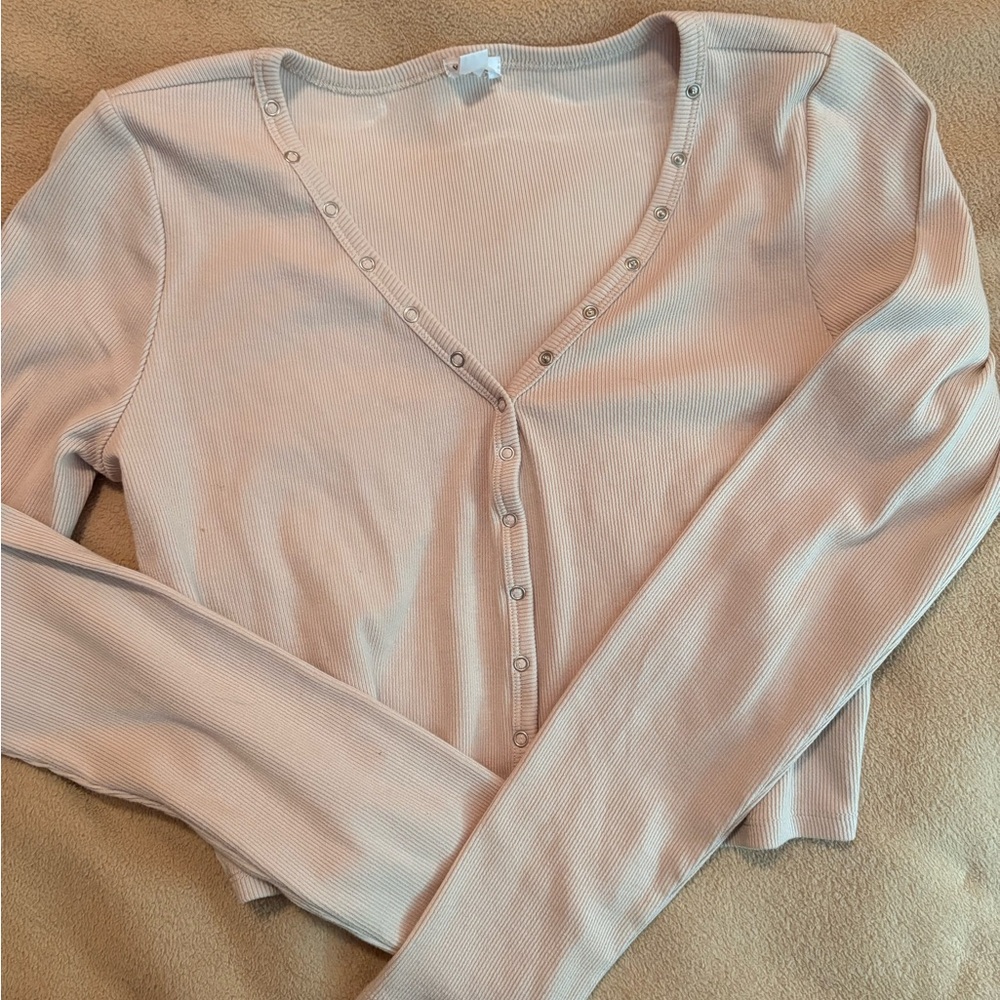 Garage Ribbed V-Neck Crop Snap shirt
